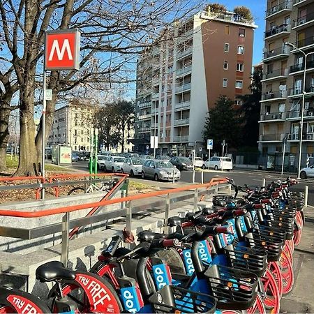 Apartament Primaticcio Metro E Aria Condizionata Mediolan Zewnętrze zdjęcie